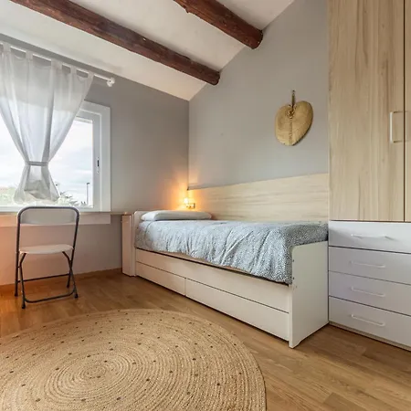 Jardin By Interhome Villafortuny