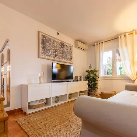 Holiday home Jardin By Interhome